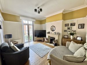 Photo 5- click for photo gallery